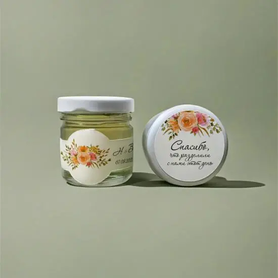 A gift for wedding guests – a set of exclusive sweets in stylish packaging