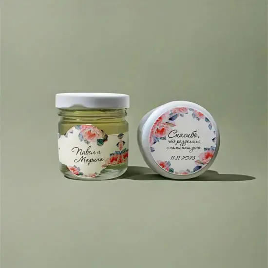 A gift for wedding guests – a set of exclusive sweets in stylish packaging