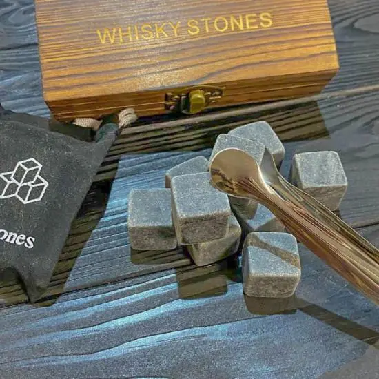 Whiskey stones - gift box "L"